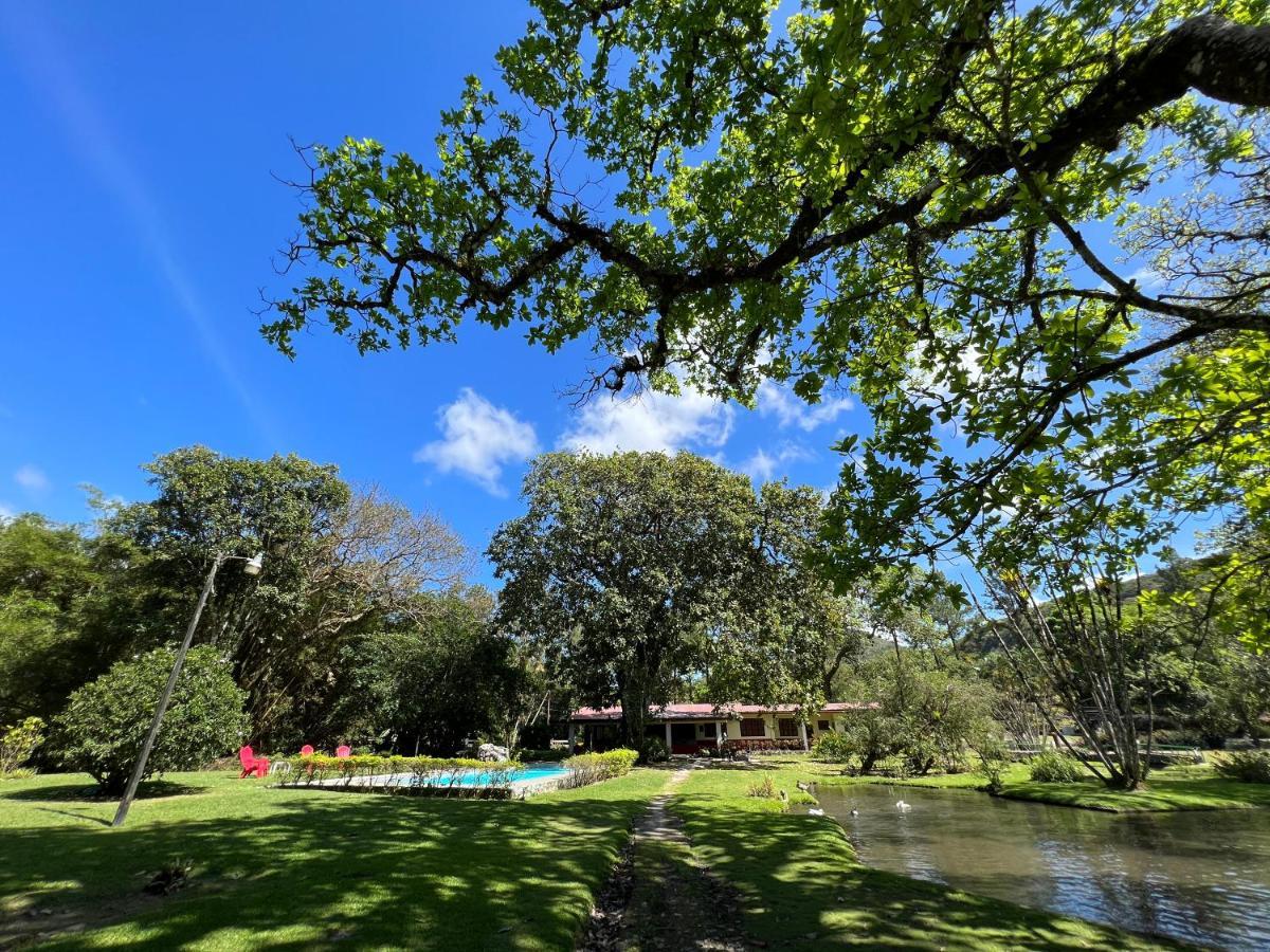 La Casa De Los Patos El Valle de Anton Luaran gambar